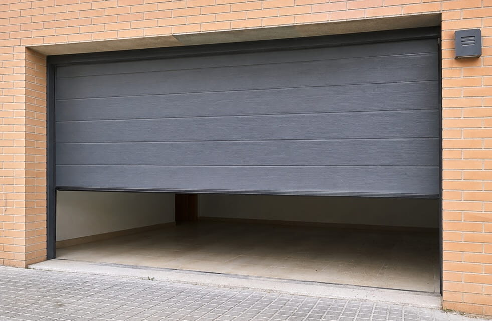 Puertas automáticas de garaje en Patraix
